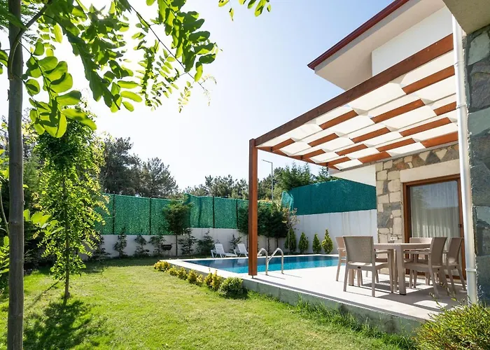 Vintage Villas